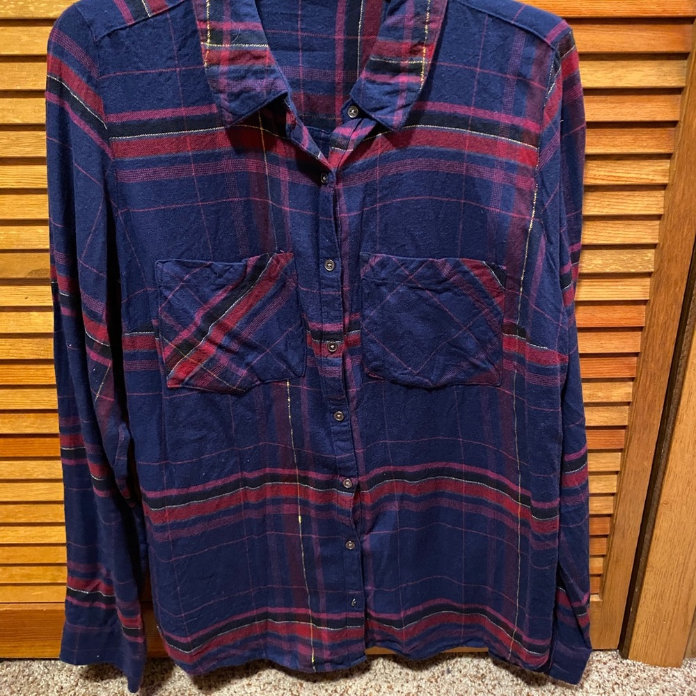 Maurice’s plaid button down shirt Size 0